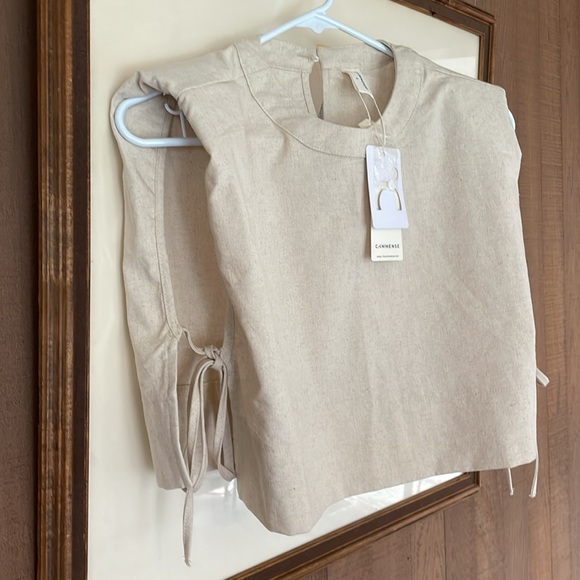 Commence Linen Cropped Side Tie Blouse - Picture 3 of 4